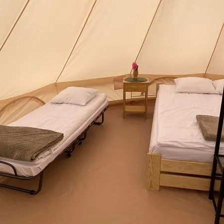 Glamping-dimbo Luxusní stan